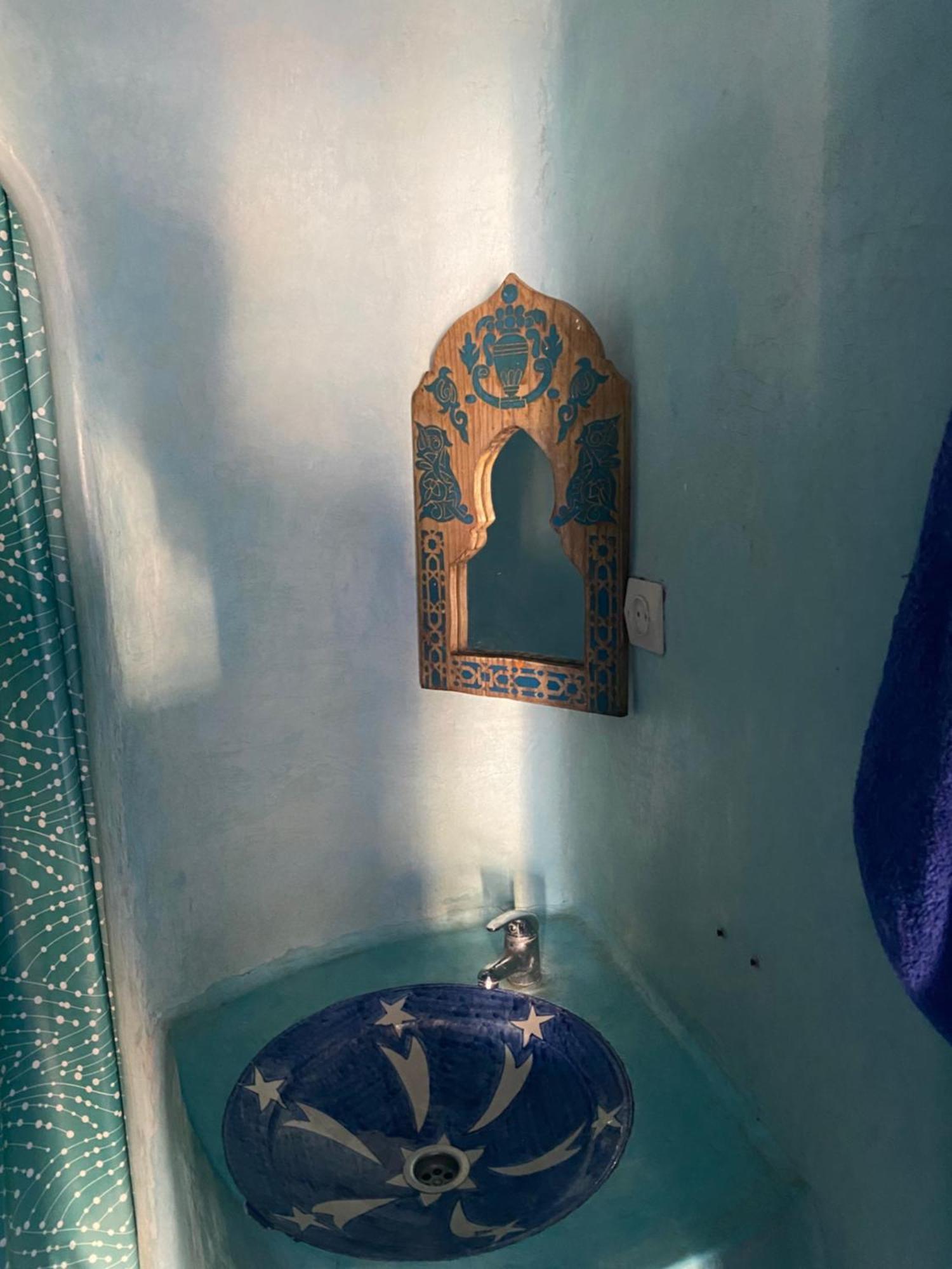 Hotel Ahrazem Chefchaouen Esterno foto